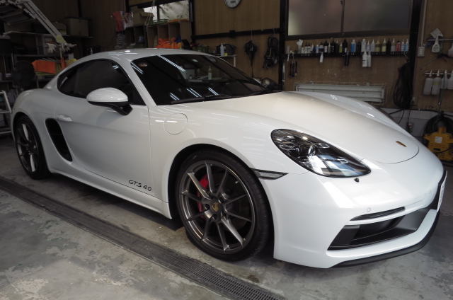 フィルム　ボディコーティング　コーティング　ガラスコーティング　カーコーティング　カーフィルム　遮熱フィルム　シルフィード　大阪　東大阪