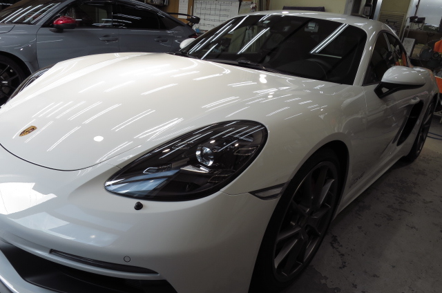 フィルム　ボディコーティング　コーティング　ガラスコーティング　カーコーティング　カーフィルム　遮熱フィルム　シルフィード　大阪　東大阪