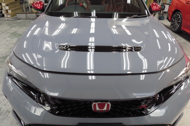 フィルム　ボディコーティング　コーティング　ガラスコーティング　カーコーティング　カーフィルム　遮熱フィルム　シルフィード　大阪　東大阪